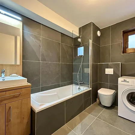 Homency- L'expression A12 Apartment *