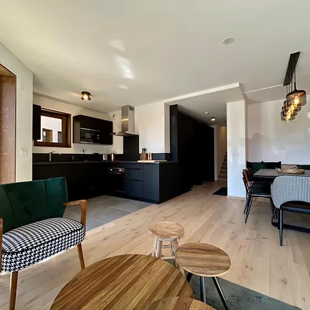 Апартаменты Homency- L'expression A12 *